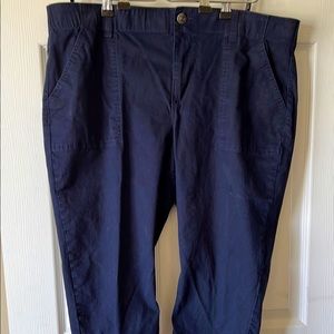 Gloria Vanderbilt cargo crop pants petite